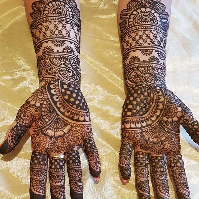 15 Top Trending Mehndi Designs of Different Types in 2020 - Story.com.pk