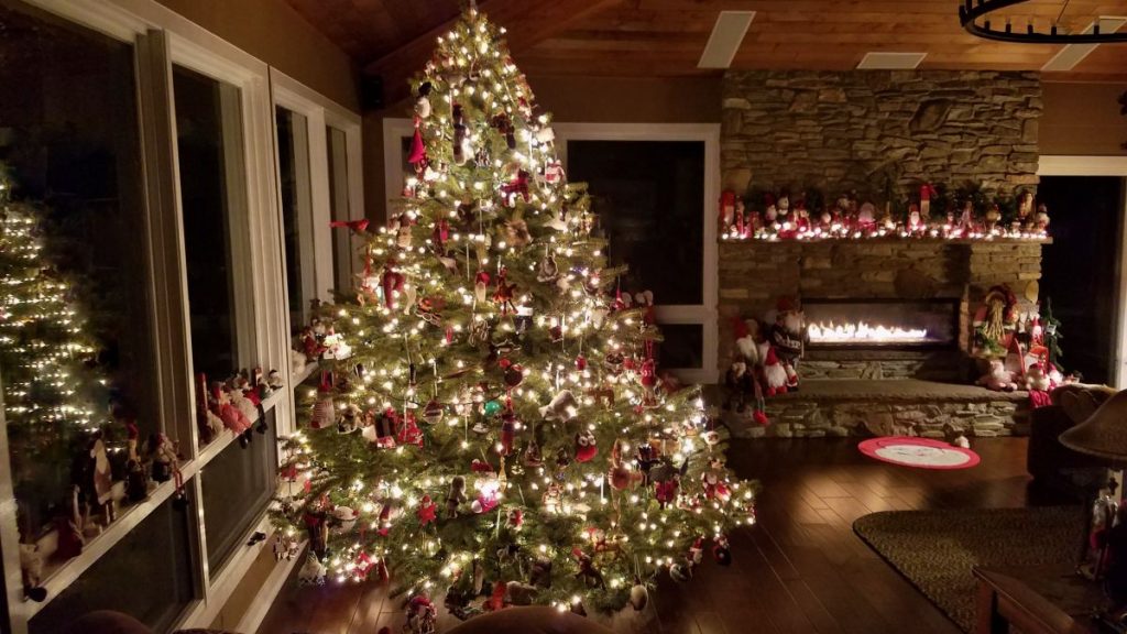 Buy Christmas Tree Online in Pakistan  Story.com.pk