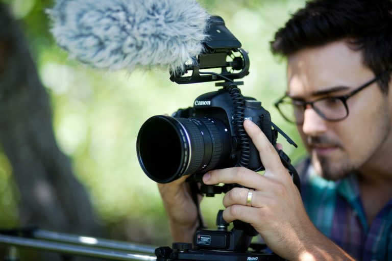 Best DSLR Camera Price in Pakistan 2025 Best DSLR Camera Price in Pakistan 2025