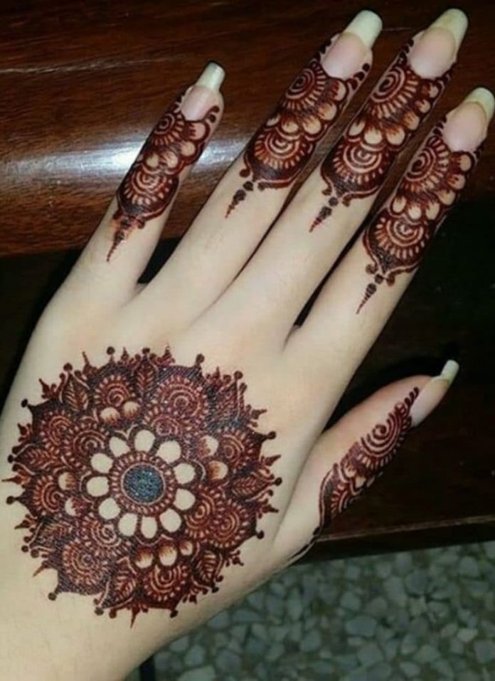 44 Latest Pakistani Mehndi Designs 2022