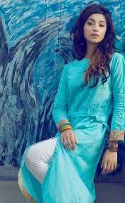 hira tareen biography