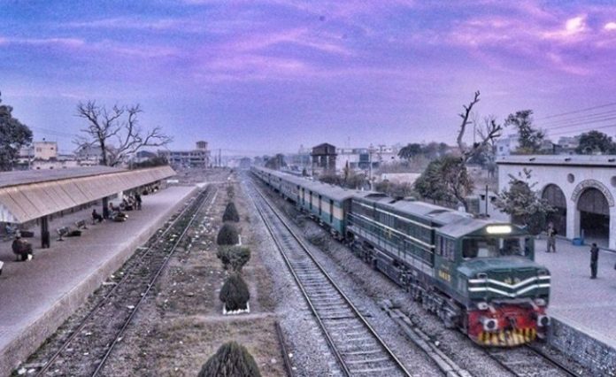 Pakistan Railway Fares Rate In August 2022